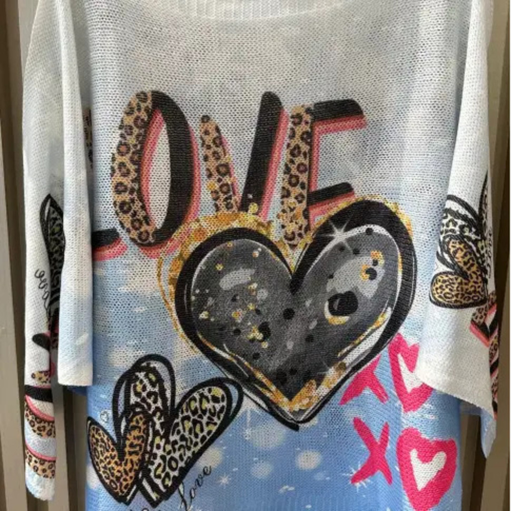 L135 3Q Loowie Blue Love Round Neck Knit Printed Sweater One Size